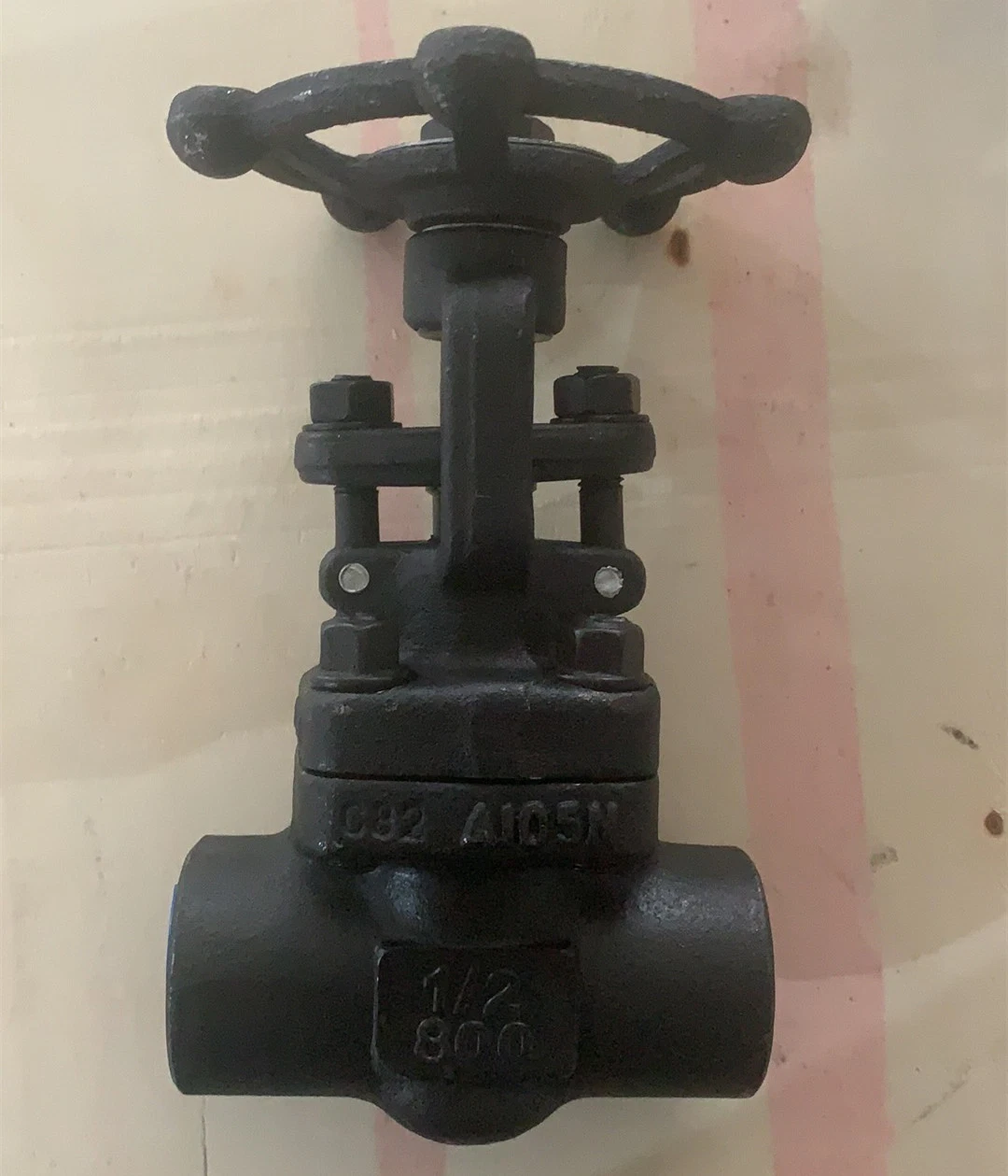 1/2" Threaded A105 Trim #8 OS&Y Full Port 800# Bolted Bonnet Gate Valve