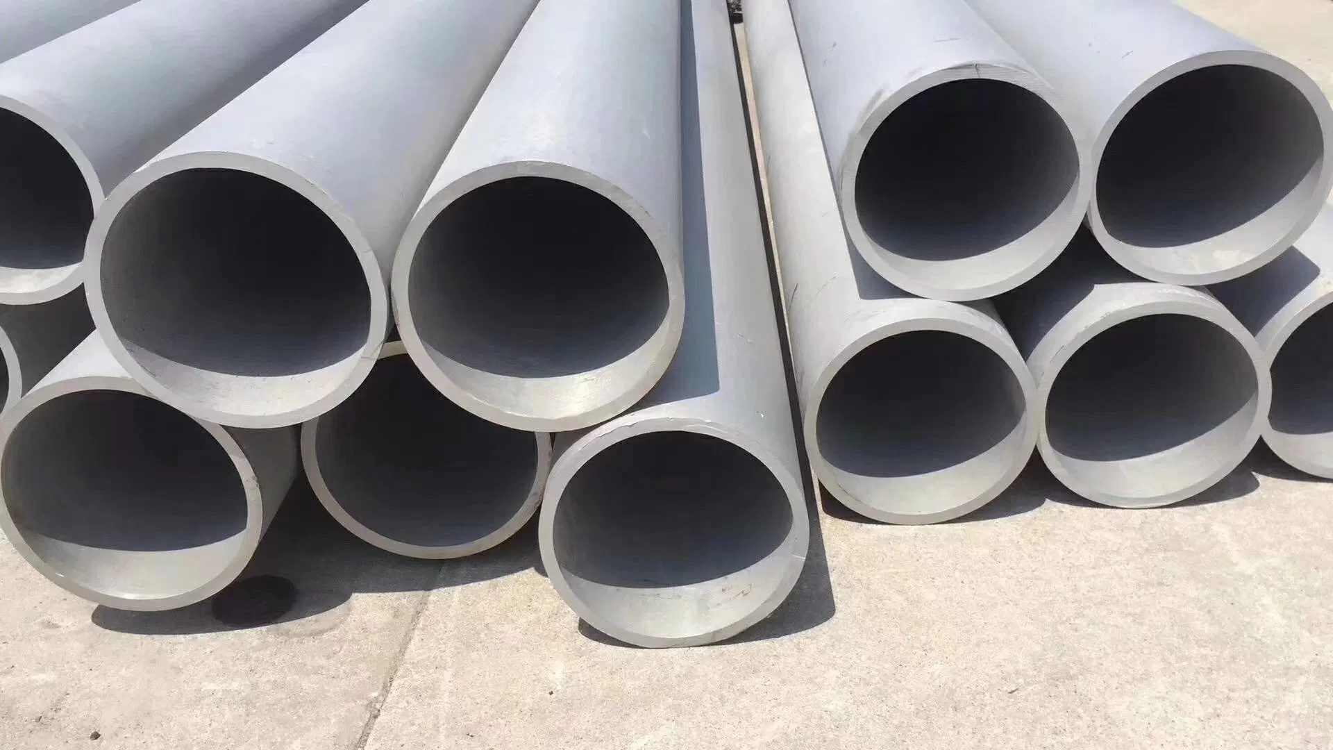Smooth Surface 304 Stainless Steel Pipes Welded ASTM A36 Standard