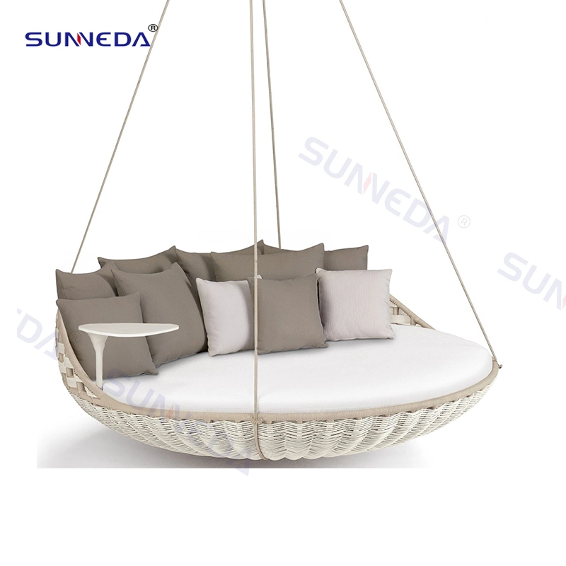 Relaxed Modern Garden Outdoor Patio Jungle Rattan Weaving Swing Daybed