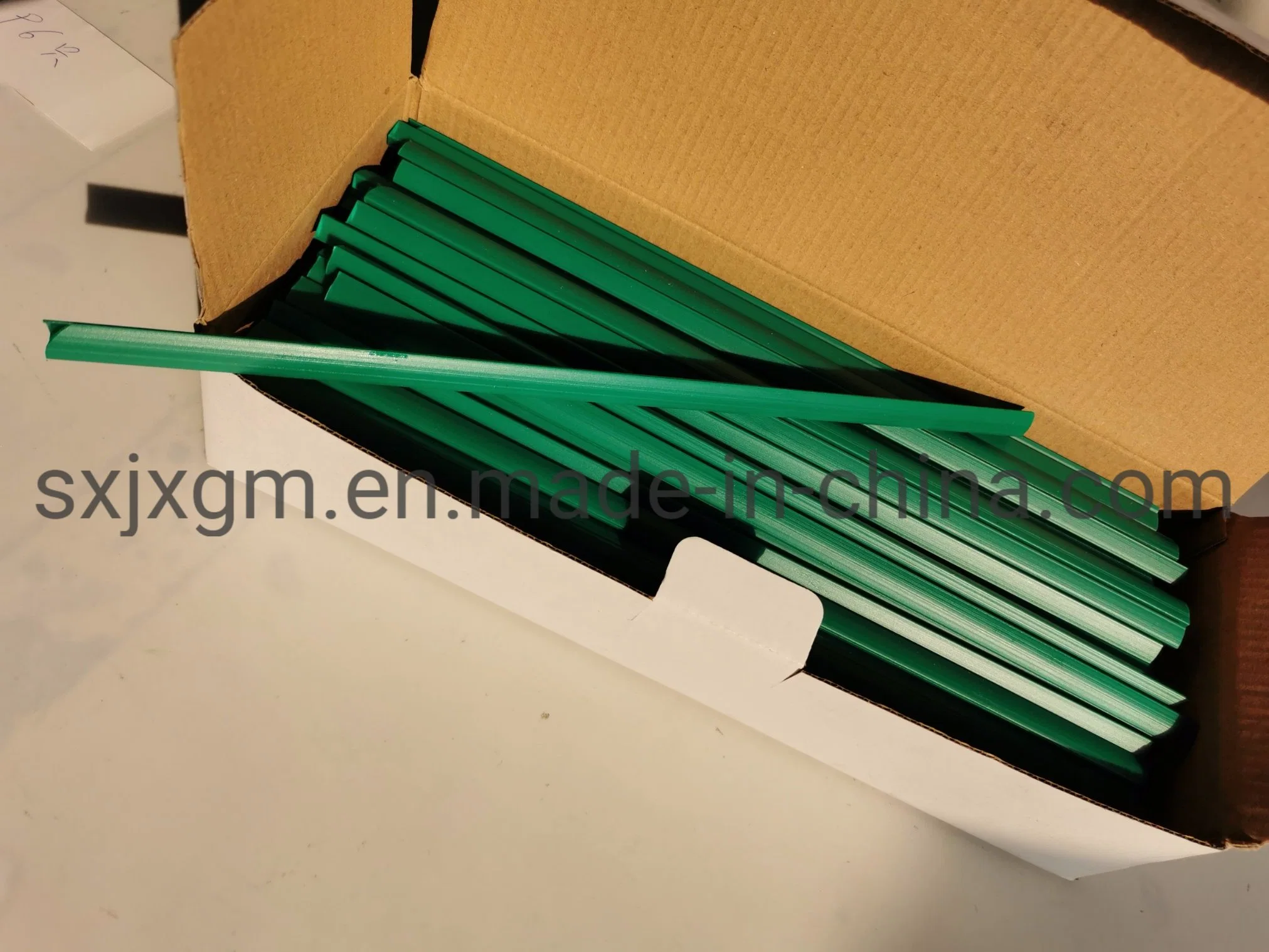 Plastic Folder 12mm