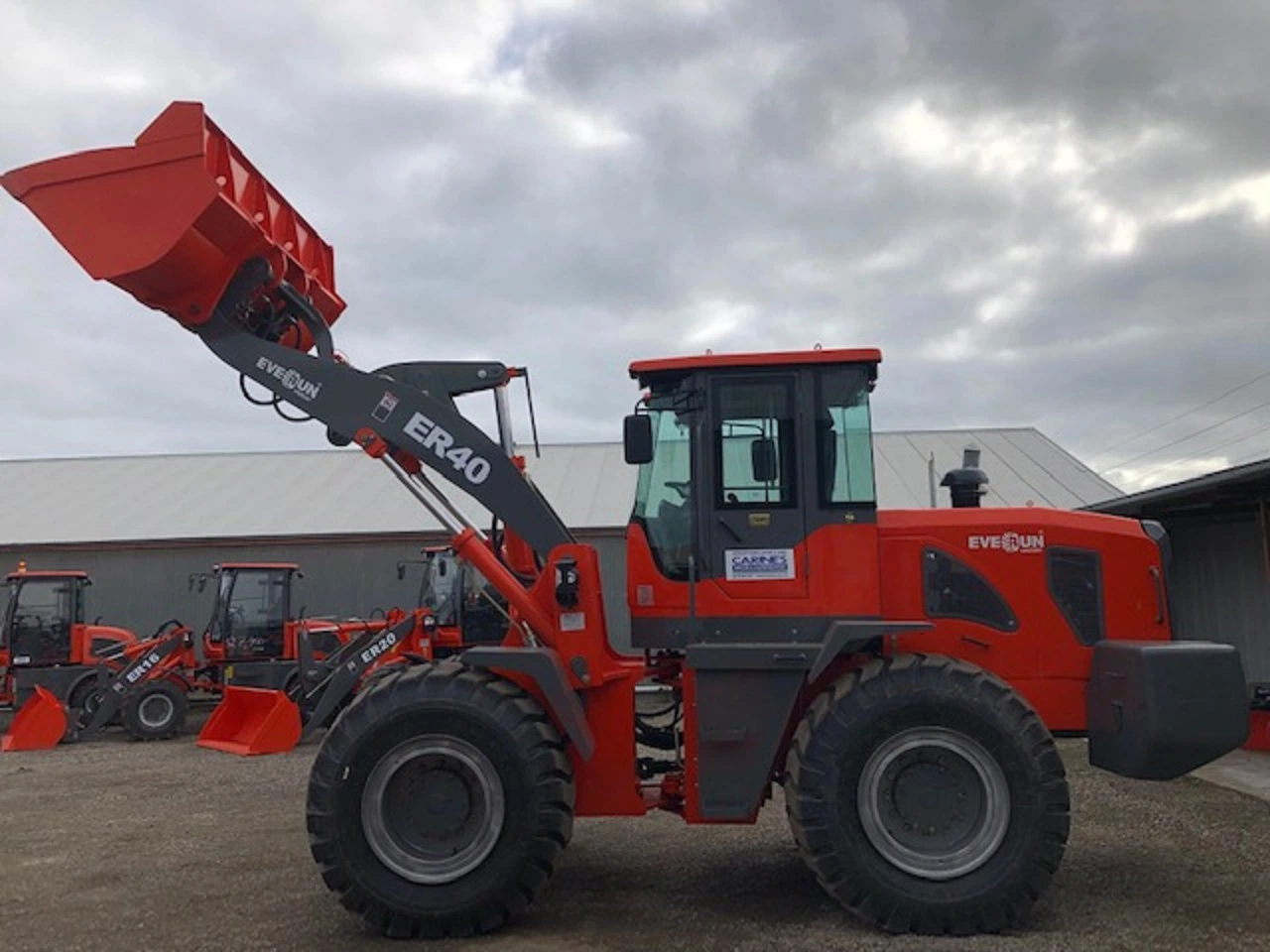 Everun Er40 4000kg Multifunction Small Articulating Garden Bucket Mini Wheel Loader