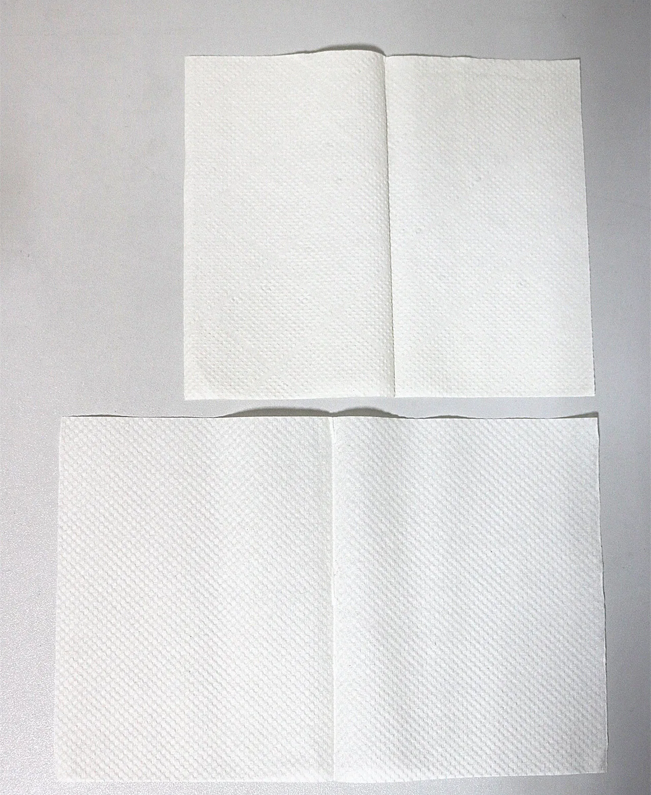 Toalla de mano de papel de plegado en V de textura fina absorbente