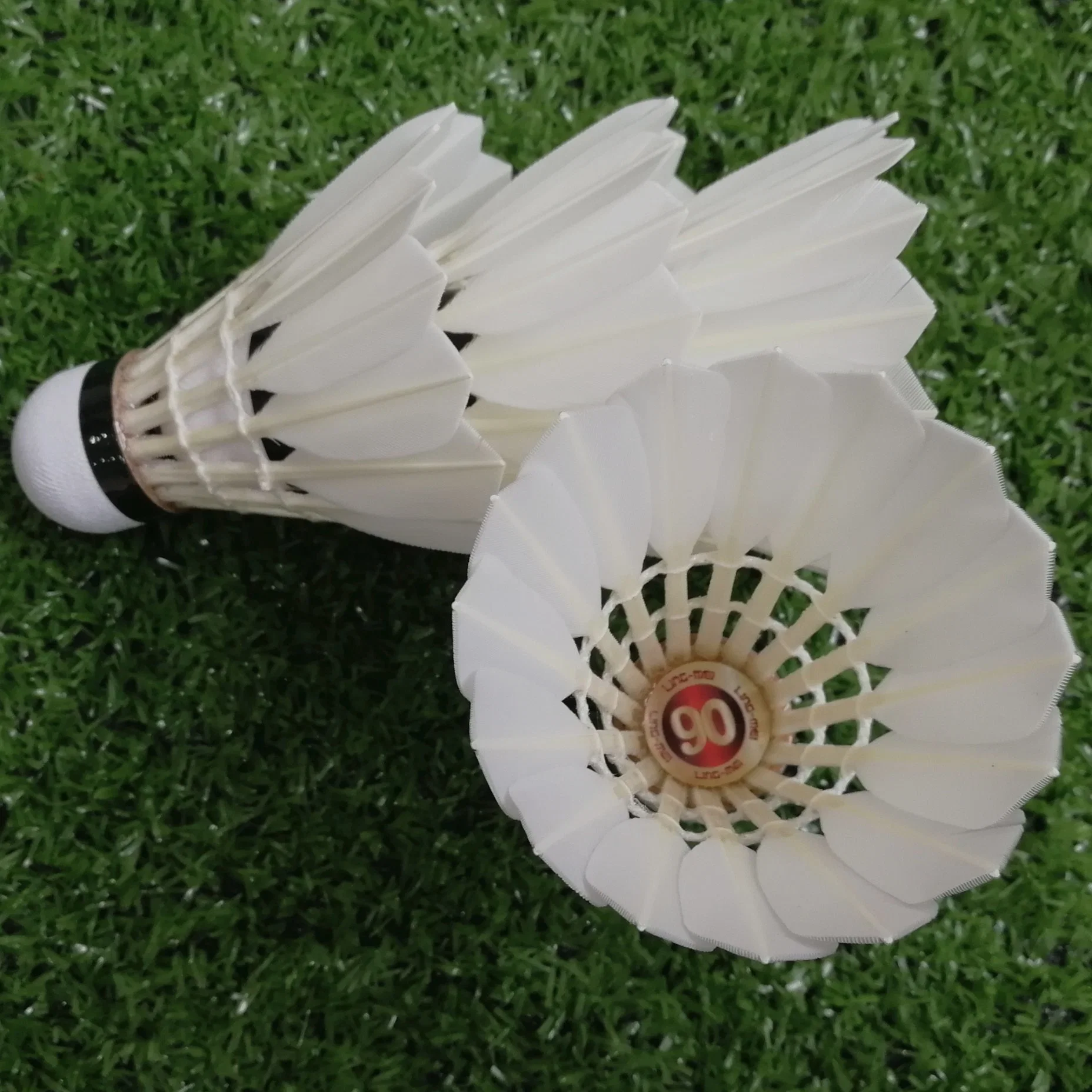 Hot Sale Goose Feather Badminton Shuttle in Lingmei Brand