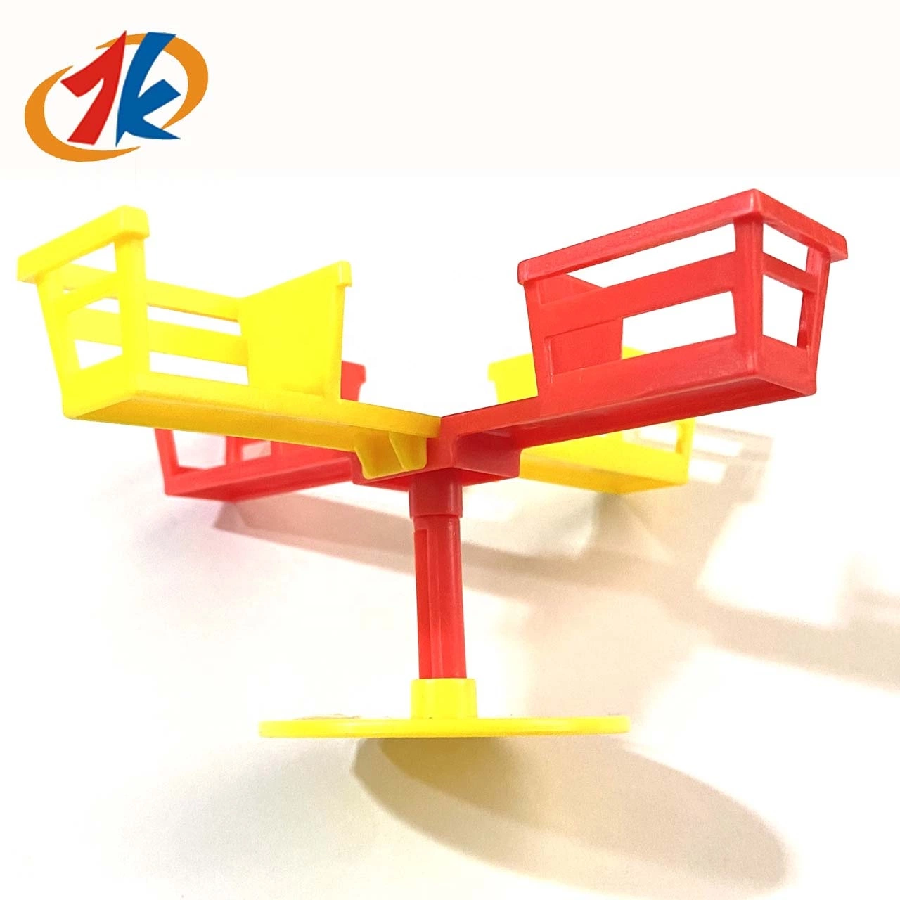 Les enfants de jouet Mini terrain de jeux des enfants en plastique Seesaw jeu