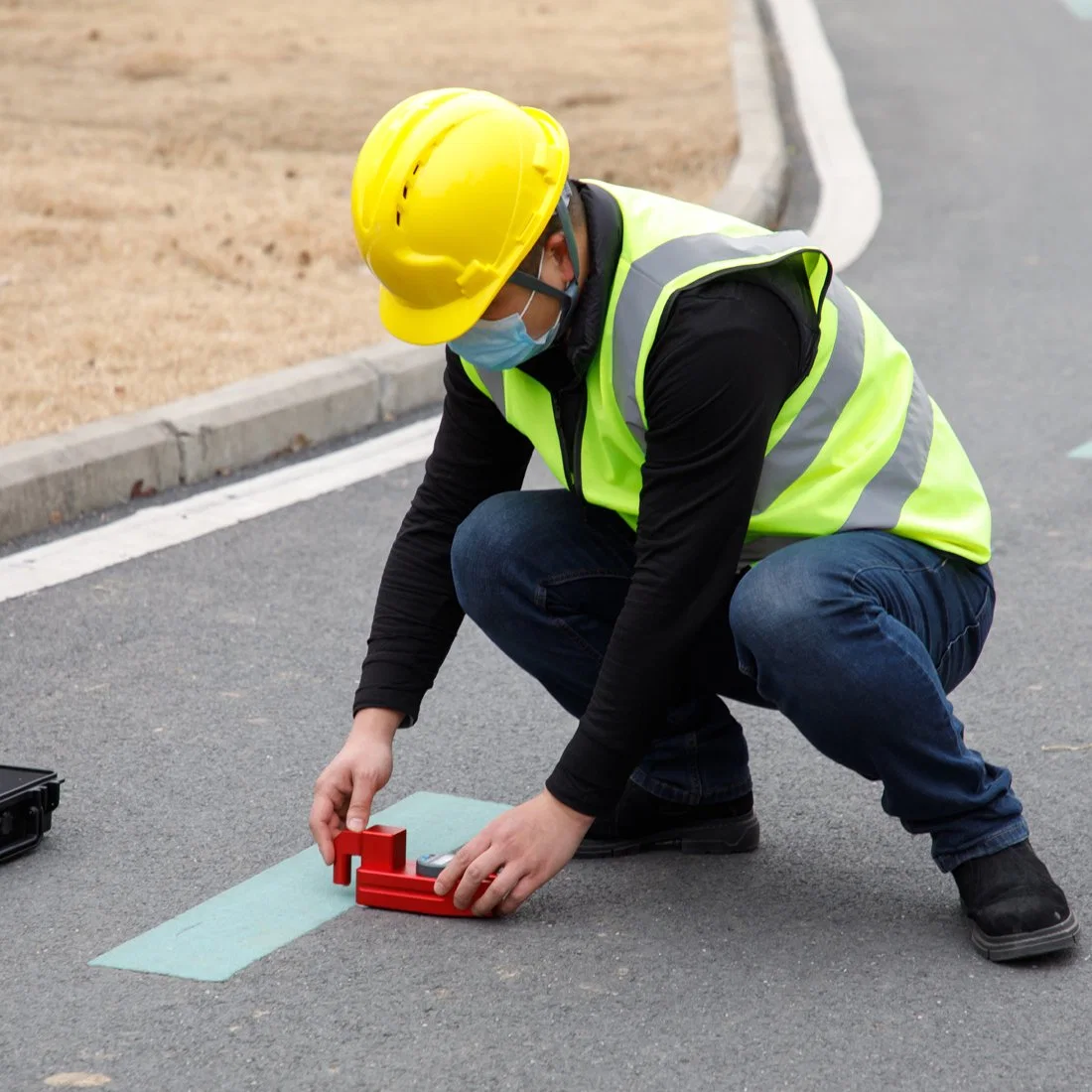 High Precision Road Marking Line Paint Dry Film Testing Road Marking Thickness Gauge