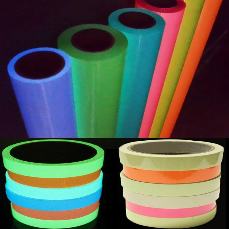 Fita luminosa PVC Glow em fita escura