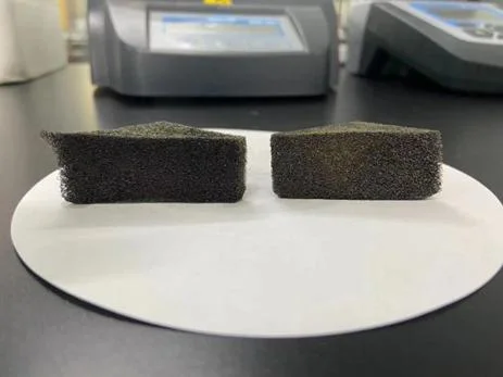 Graphene Based Oil Absorbing Sponge Belong to Modified Porous Material