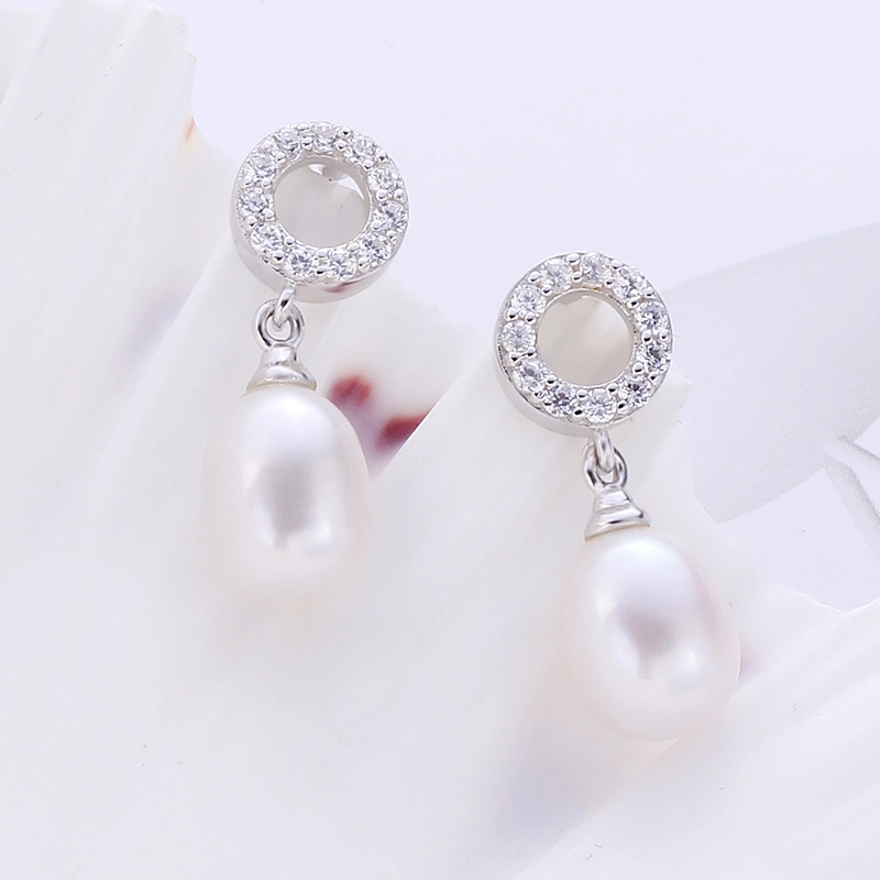 Charm Jewelry Women Long Drop Earring in Pearl Jewelry Wholesale/Supplier