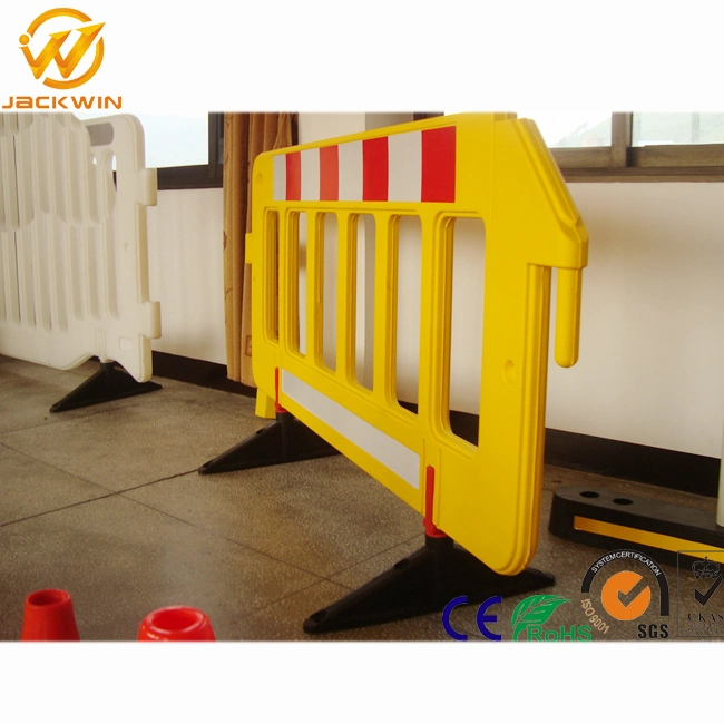 Highway Barrier Plastic Pedestrian Barrier Road Barrier Plastic Fixed/Foldable Barrier Control Board