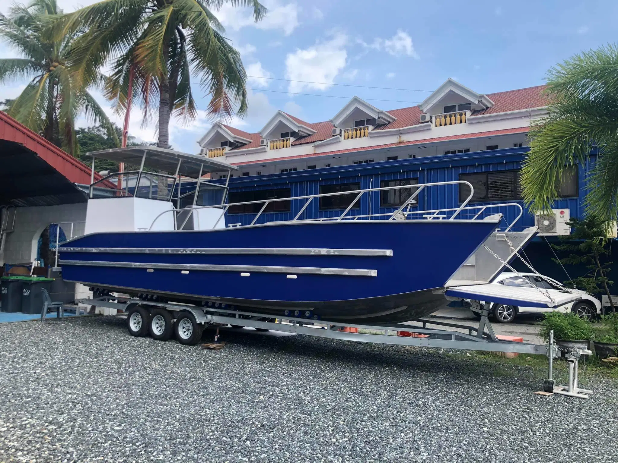 10m 32FT Aluminum Landing Craft Shallow Bottom Working Boat with Large Deck Space