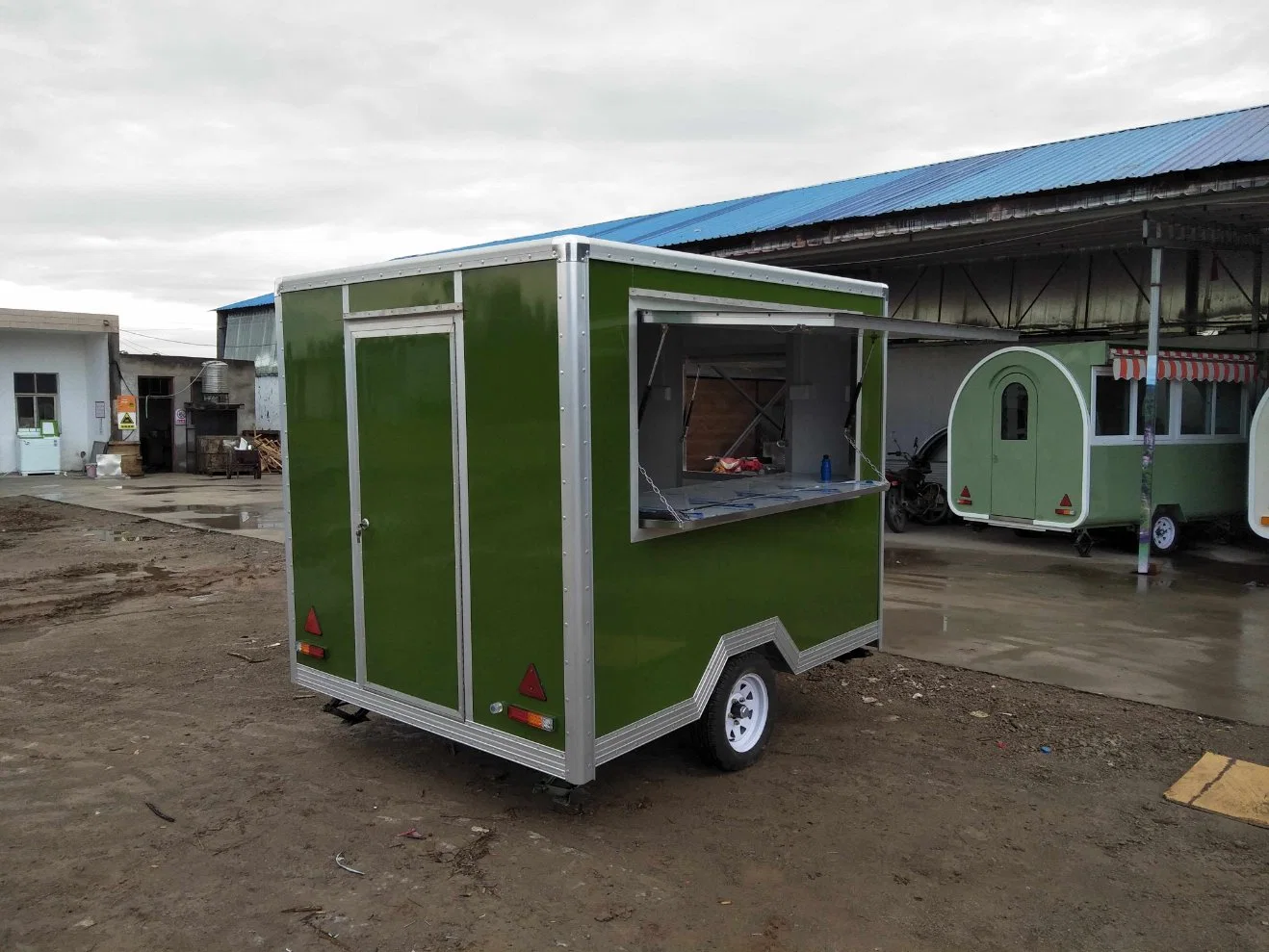 Street Food Truck mit Edelstahl Küche American Food Trailer