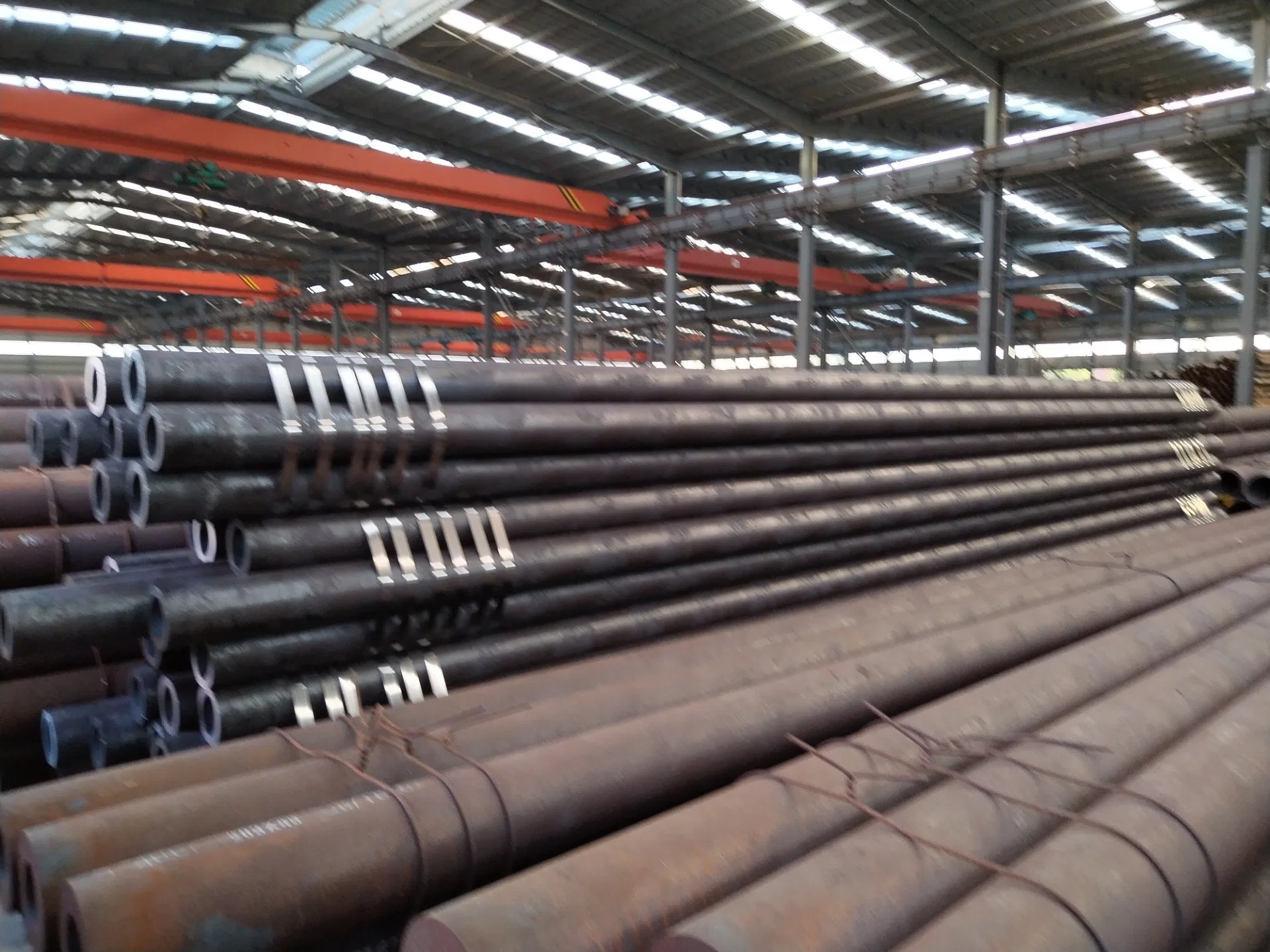 ASTM A36 A53 A192 Q235 Q235B 1045 4130 Sch40 10mm 60mm Hot Rolled Welded or Seamless Rectangular Round Carbon Steel Pipe for Oil and Gas Pipeline Construction