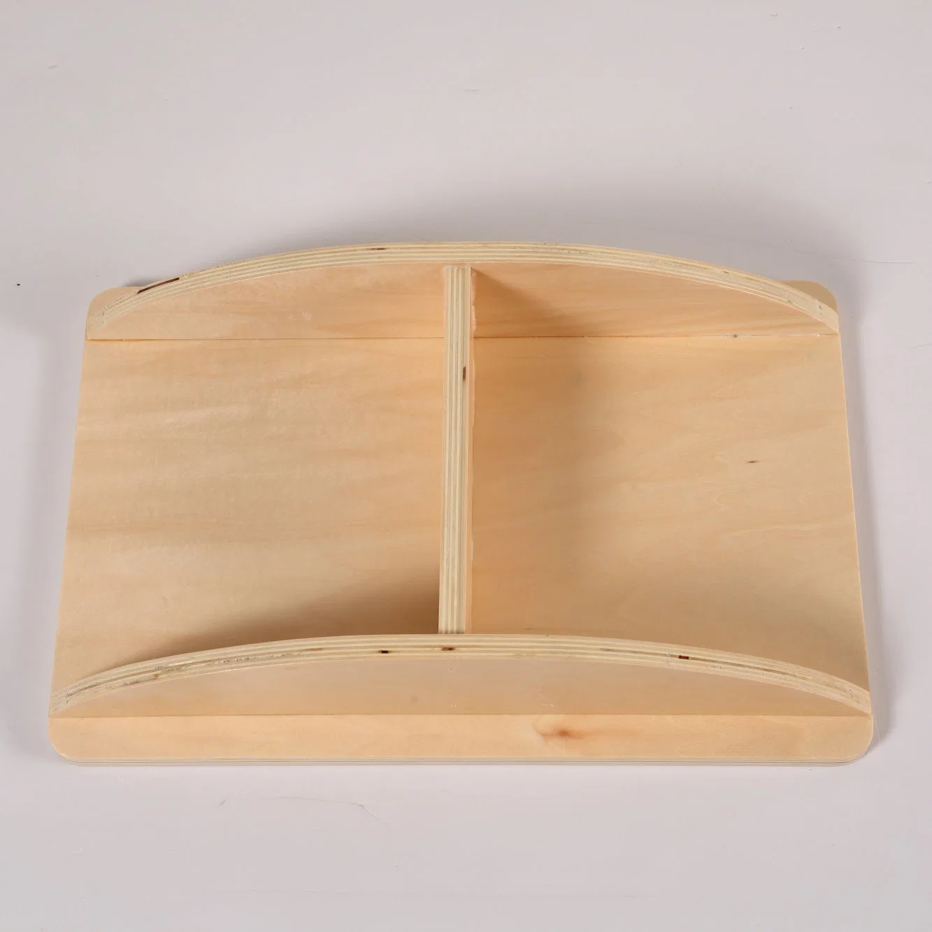 Vente chaude Curvy bascule en bois solides Balance Board pour les enfants