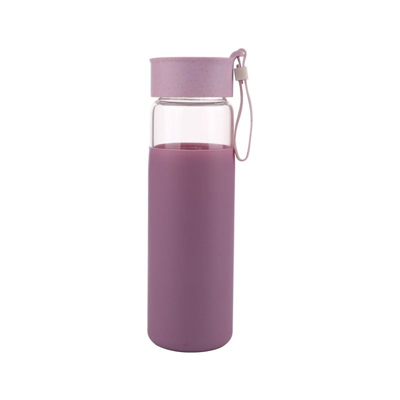 900ml Manufacture Portable Outdoor Hand Blown Heat-Resistant Glass Water Juice Drinking Bottle with Lid and Protective Sleeve with Customized Design