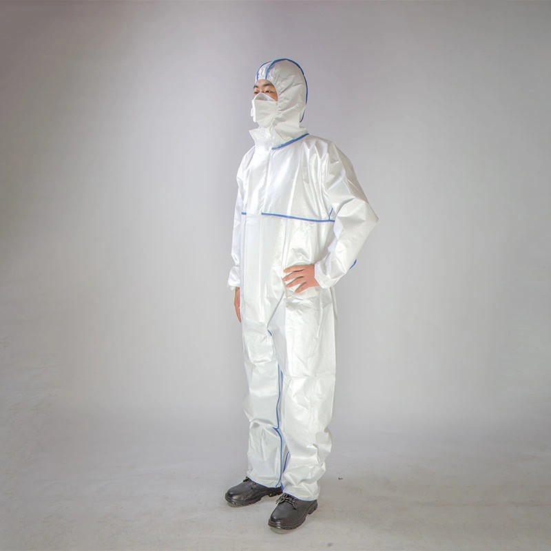 Guardwear OEM Chemical Safety Clothes Suit PPE for Ports Hooded Medical Protective Coverall Clothing for Ports