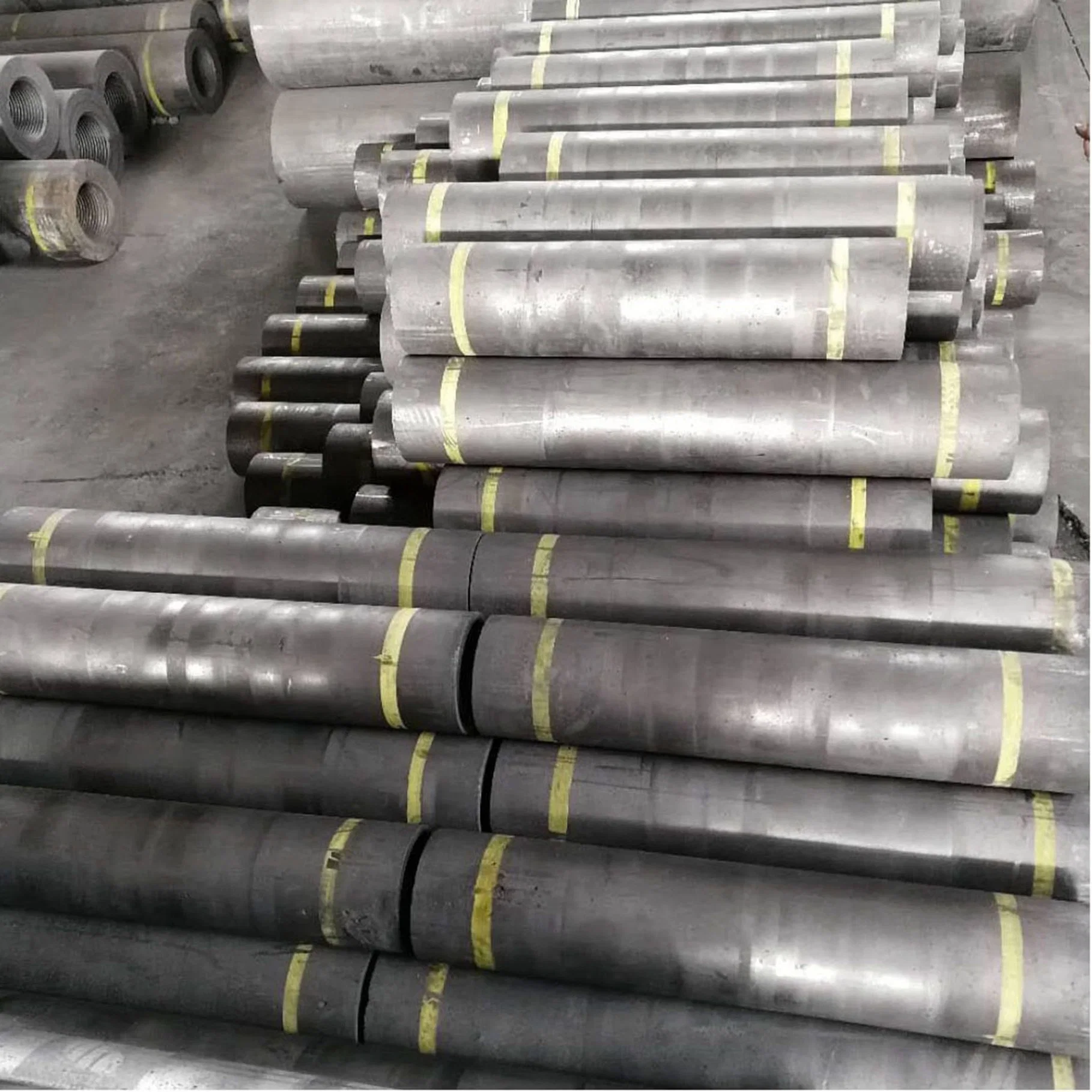 Np/HP/UHP Grade Low Resistance Carbon Graphite Electrodes for Smelting Steel