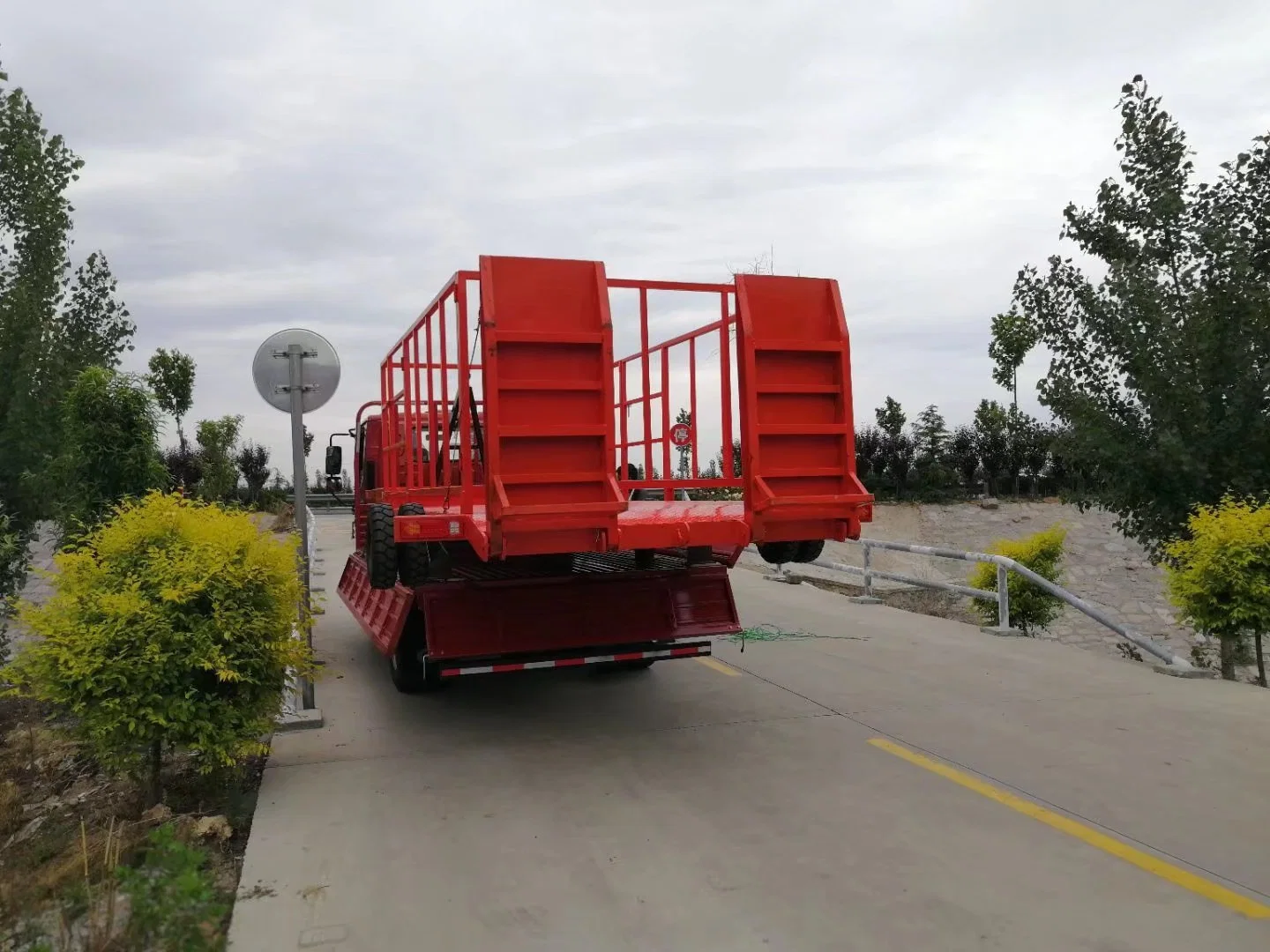 Factory Direct Supply Galvanizing Car Trailer Hot Galvanized Special Customized Car Trailers