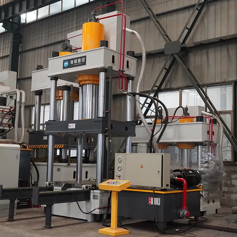 Nadun High Precision 315-Ton Three-Beam Four-Column Hydraulic Press with Movable Fixed Worktable for Advanced Efficient Metal Fabrication Solutions