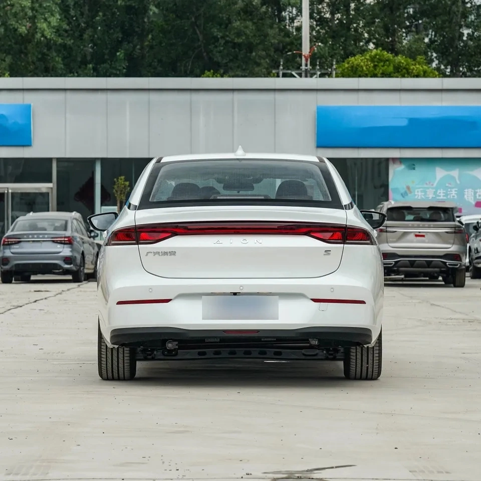 Hot-Selling 2023 Aion S Mei 580, Reversing Camera, Openable Panoramic Sunroof