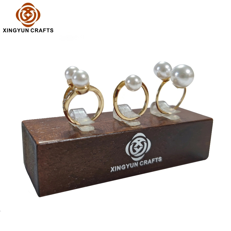 Wholesale Wooden Ring Jewel Display Wood Showcase Jewelry Stand Customzied Wooden Display