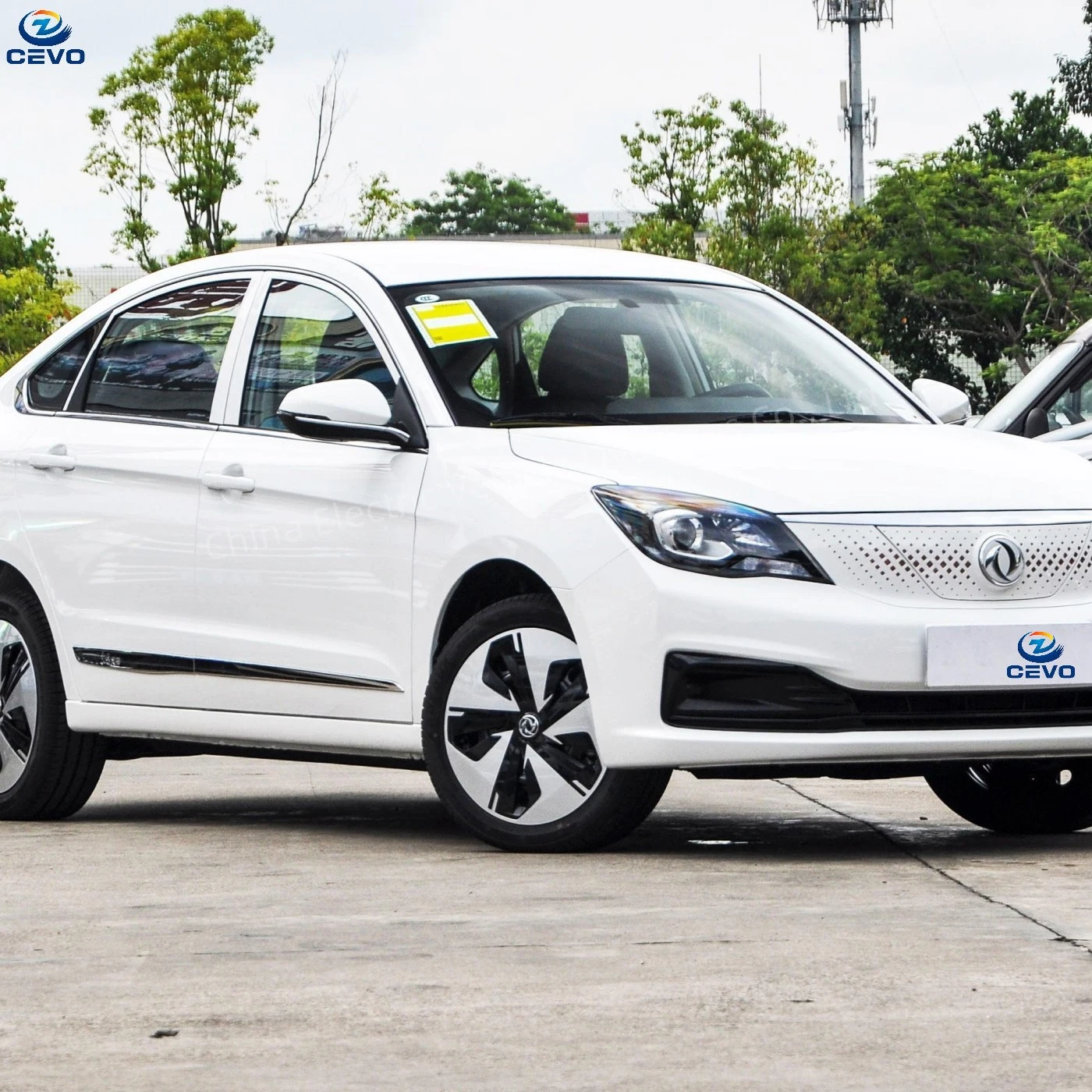 Fabricado na China bateria elétrica de lítio Dongfeng E70 Carro elétrico Para vendas