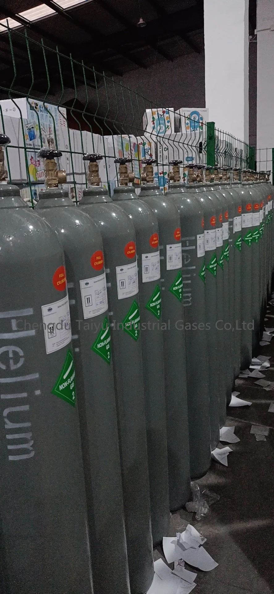 China Manufacture ISO Certification High Purity 99.999% Helium Gas Cylinder