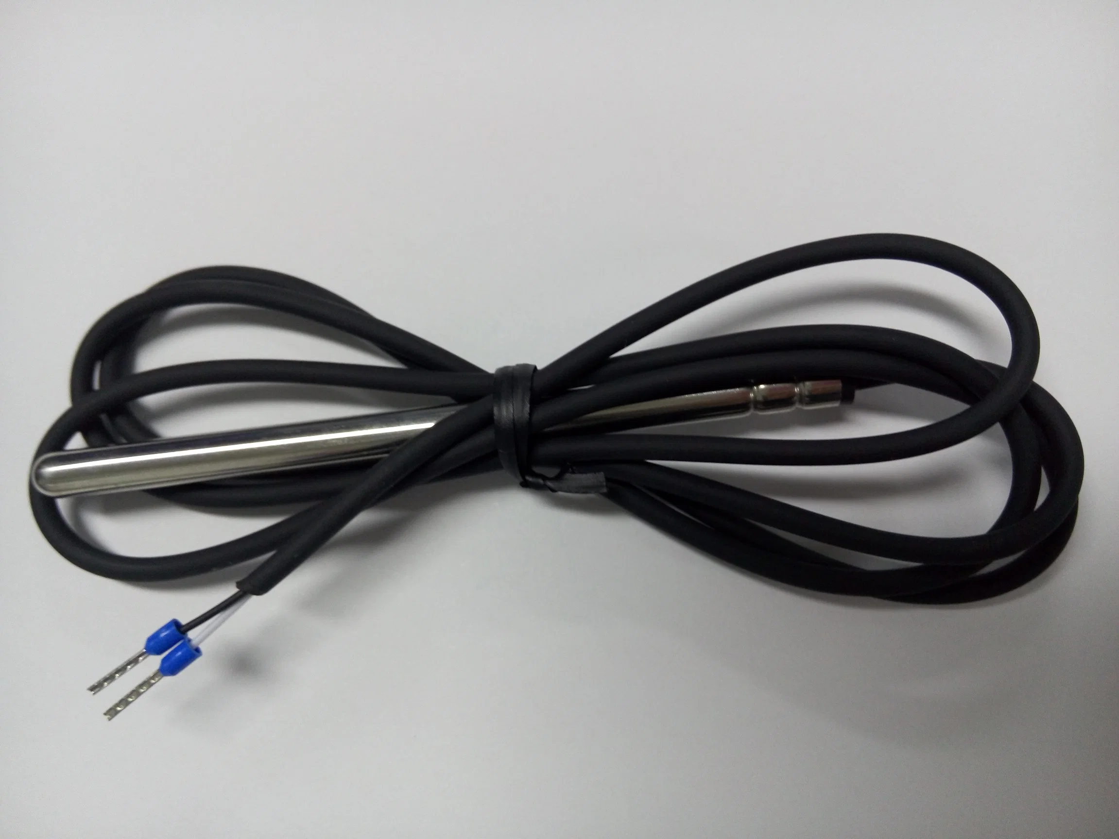6x35mm 2m de longitud de cable color negro del sensor de temperatura IP68