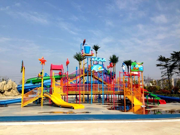 Nuevos Productos de fibra de vidrio de niños juegos de parque de agua para piscina familiar