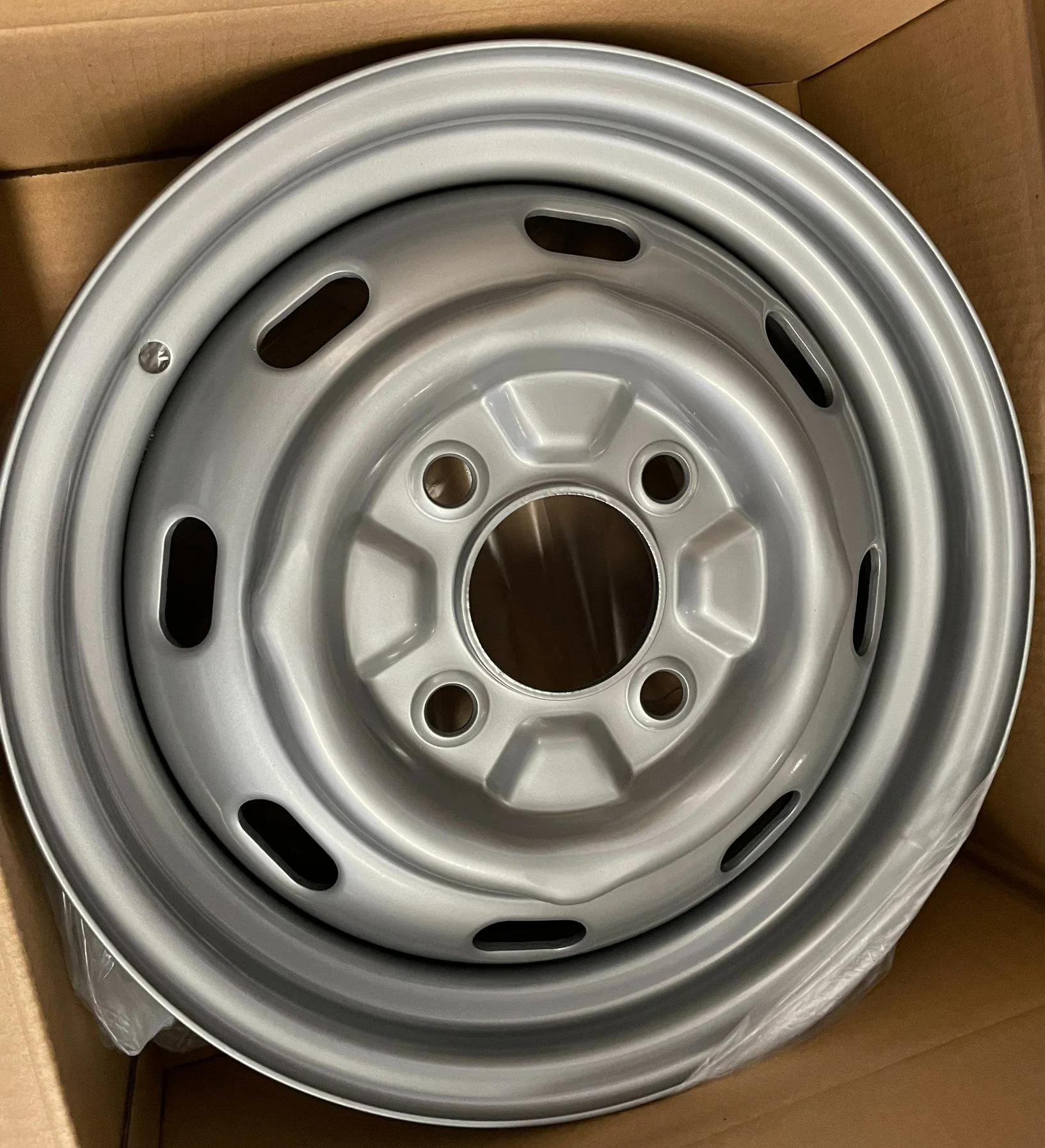 Llantas de acero ruedas de betas VW rueda Volkswagen 15X4.5, 15X5.5, PCD 5-205, PCD 4-130 cromo, plata