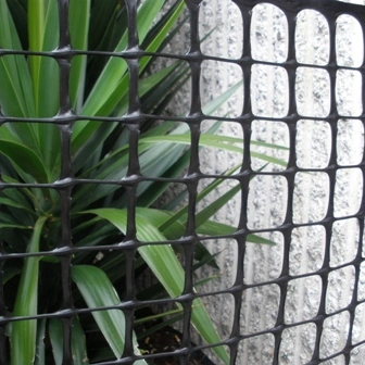 Green Plastic Mesh High Tensile Square Mesh Hole 4FT Garden Fence