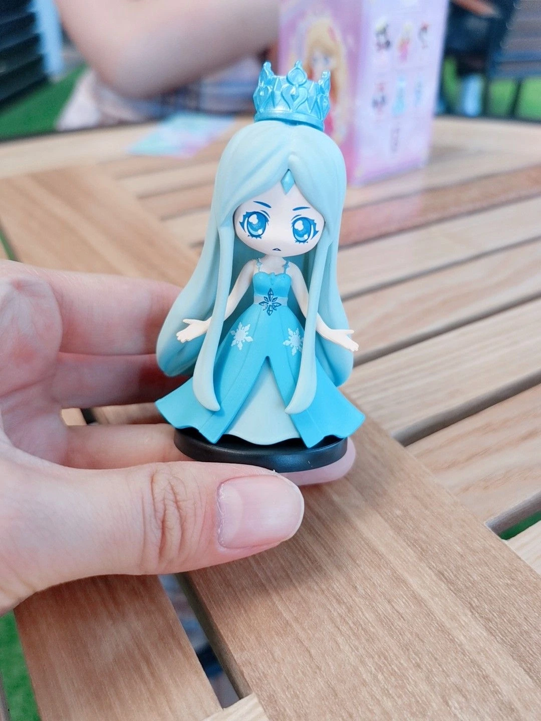 OEM Customized Hot Selling Gift Dolls Action Dolls Children's Educational Toys Cartoon Characters Bubble Gun Die-Casting Alloy Cars