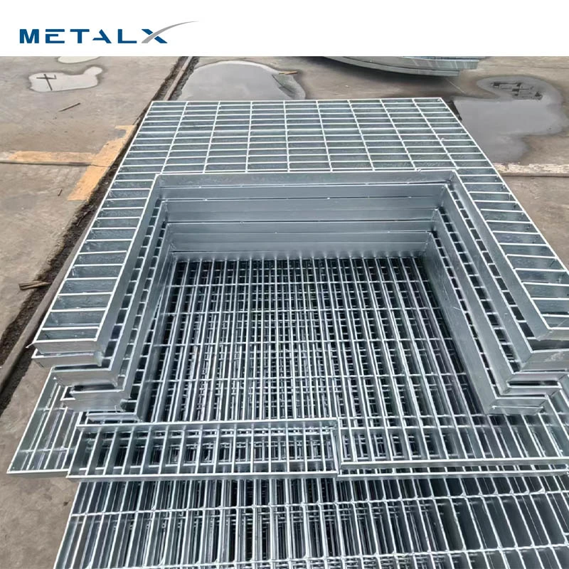 Trench Steel Grating High Strength Cast Iron Trench Drain Grates/Grating Heavy Duty Driveway Steel Grating for Foot Pedal