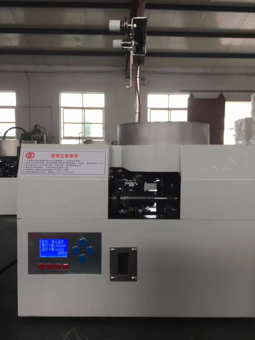 Bobbin Cross Coiling Winding Machine with Embriodery Machines