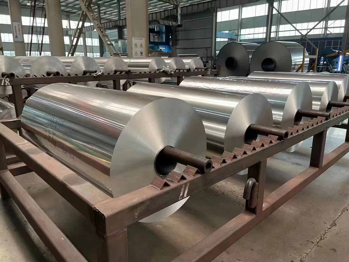 Food Grade Aluminum Foil Customized Aluminum Foil Roll