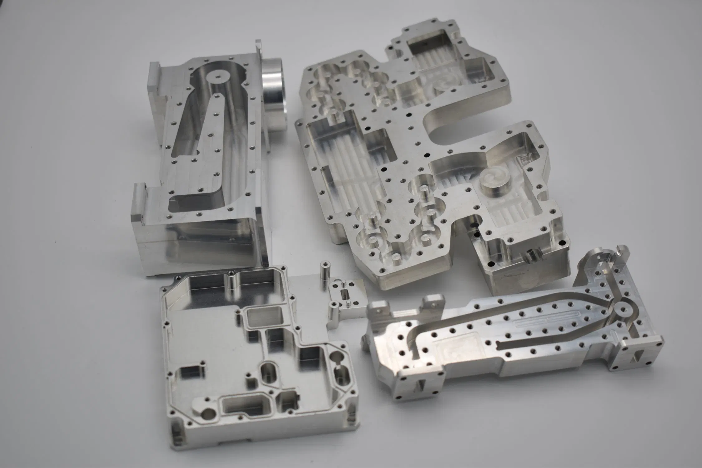 Personnalisation communication CNC fraisage pièces d'usinage de manchons en aluminium