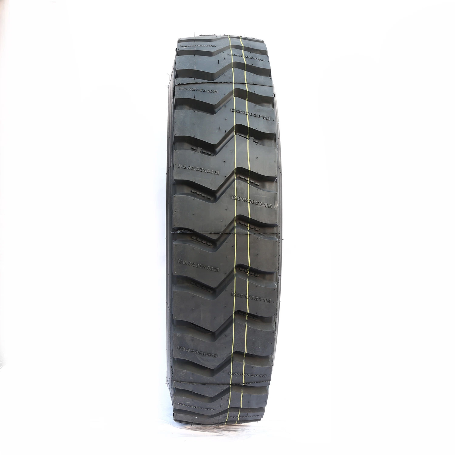 8.25r16lt, 8.25r20, 9.00r20 Wholesale/Supplier All Steel Radial Tubeless Rubber Heavy Duty Truck Bus TBR Trailer Tyre Tires