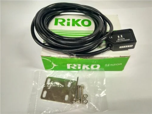 Новые оригинальные Riko Pk3-дю20np светоотражающие фотоэлектрический датчик хорошие цены