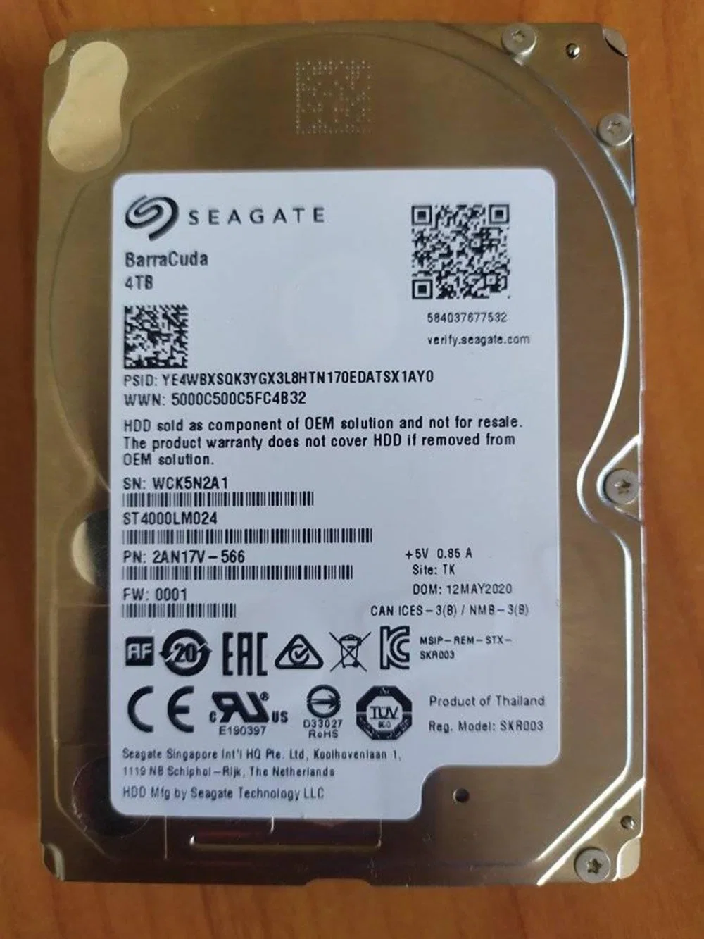 Seagate Barracuda жесткий диск емкостью 4 Тбайт (5400 об/мин 6 Гбит/с, 128МБ SATA толщиной 2,5" жесткий диск (ST4000LM024) SSD/жесткого диска