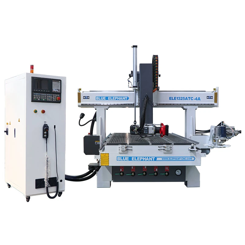 Heavy Duty 4 axes CNC Router ATC carrousel 1325 CNC Router en bois 3D avec système de contrôleur de Syntec de Taiwan pour la vente