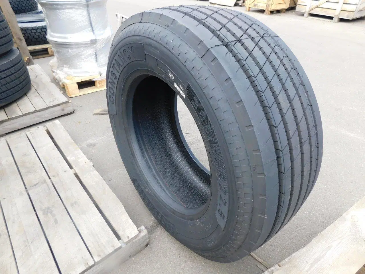 Wholesale Semi Radial Truck Tire (385/55R22.5 New Tyres)