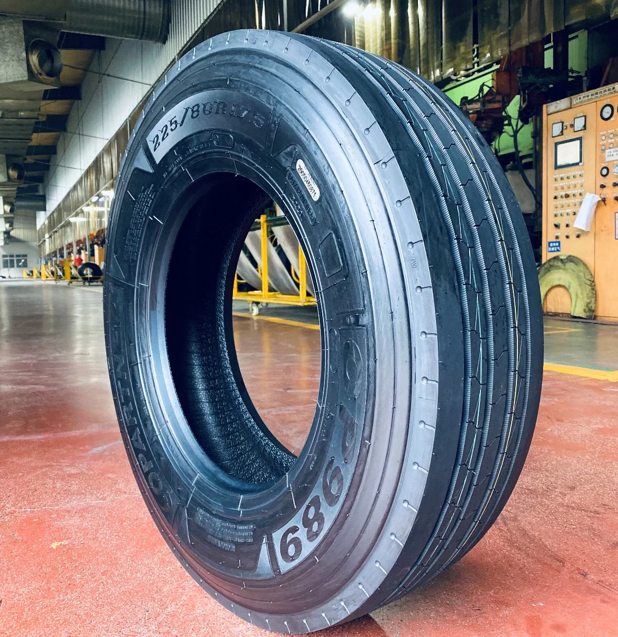 295/60R22.5 225/80r17,5 265/70r19,5 275/80R22.5 Melhor qualidade do pneu do barramento CAN e o pneu do veículo