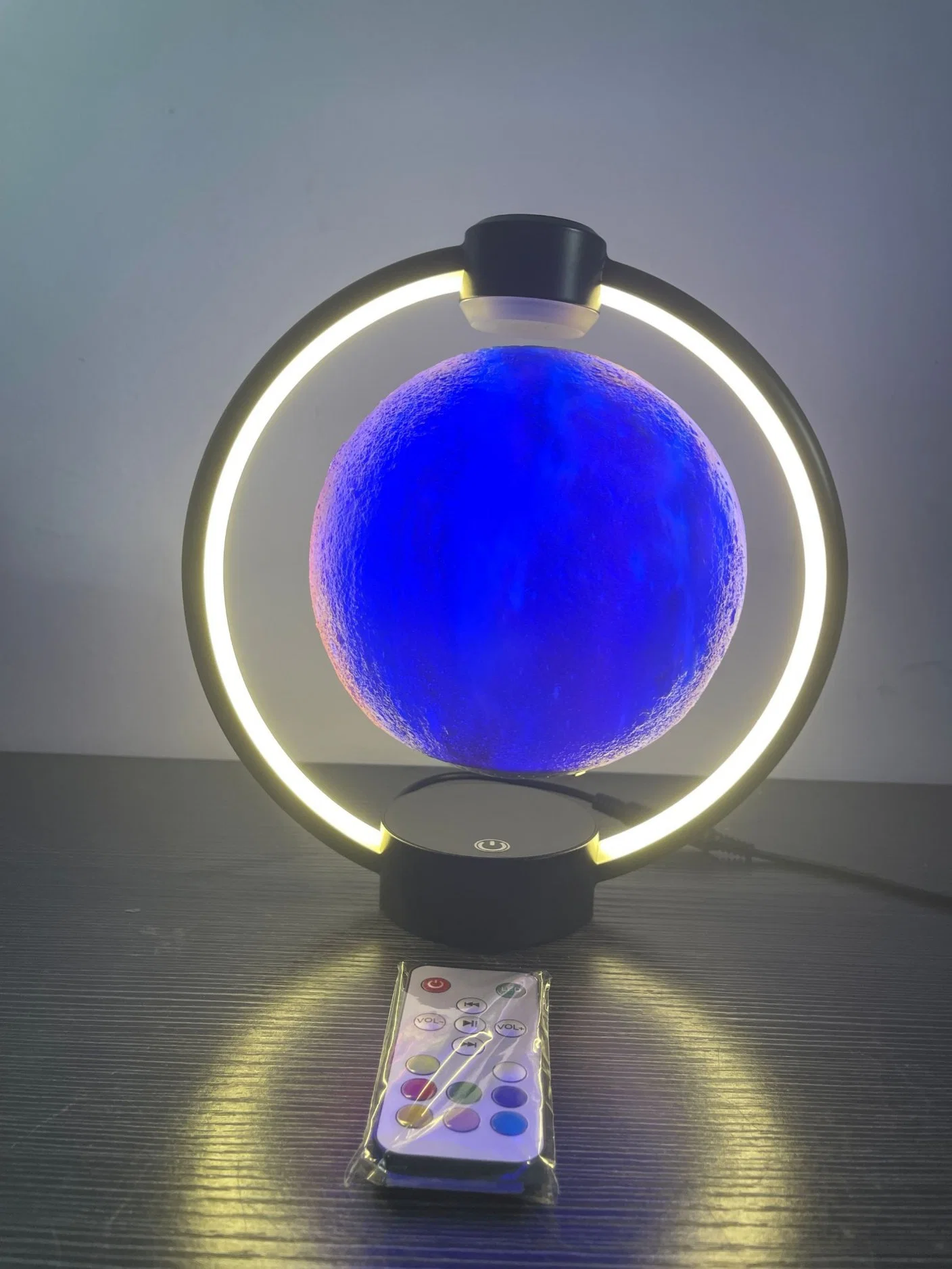 New Metal Frame Round Colorful LED Change Magnetic Levitation Rotating Night Light, Floating 15cm Star Moon Lamp Light with Remote Controller