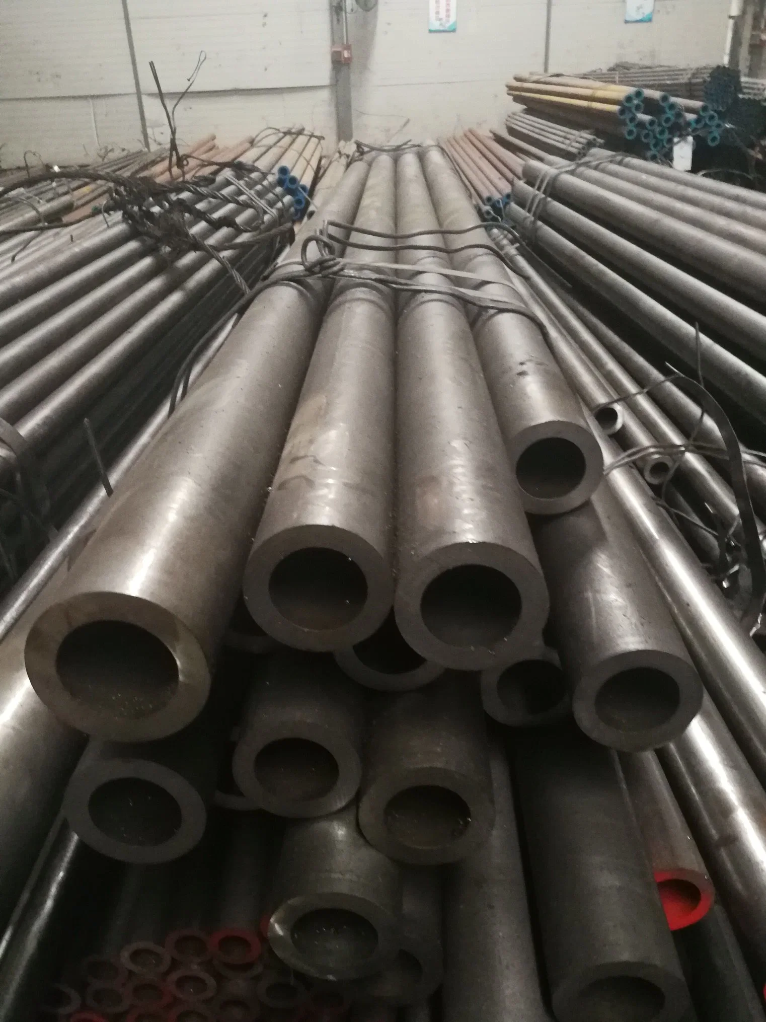 Standard Bearing Steel Seamless Steel Tube GCr15