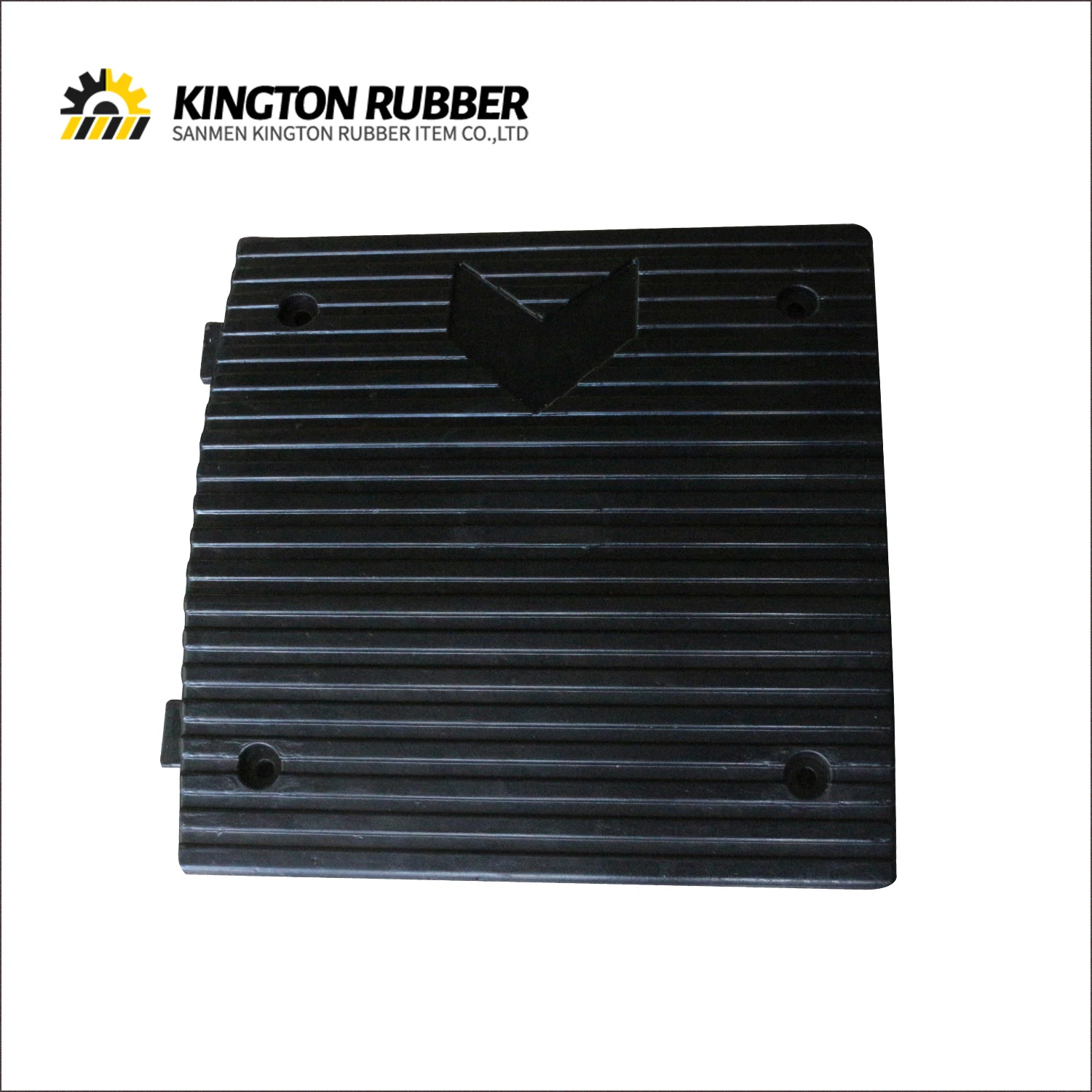 Buena calidad Reflective Visual Rubber Speed Hump para la deceleración del automóvil