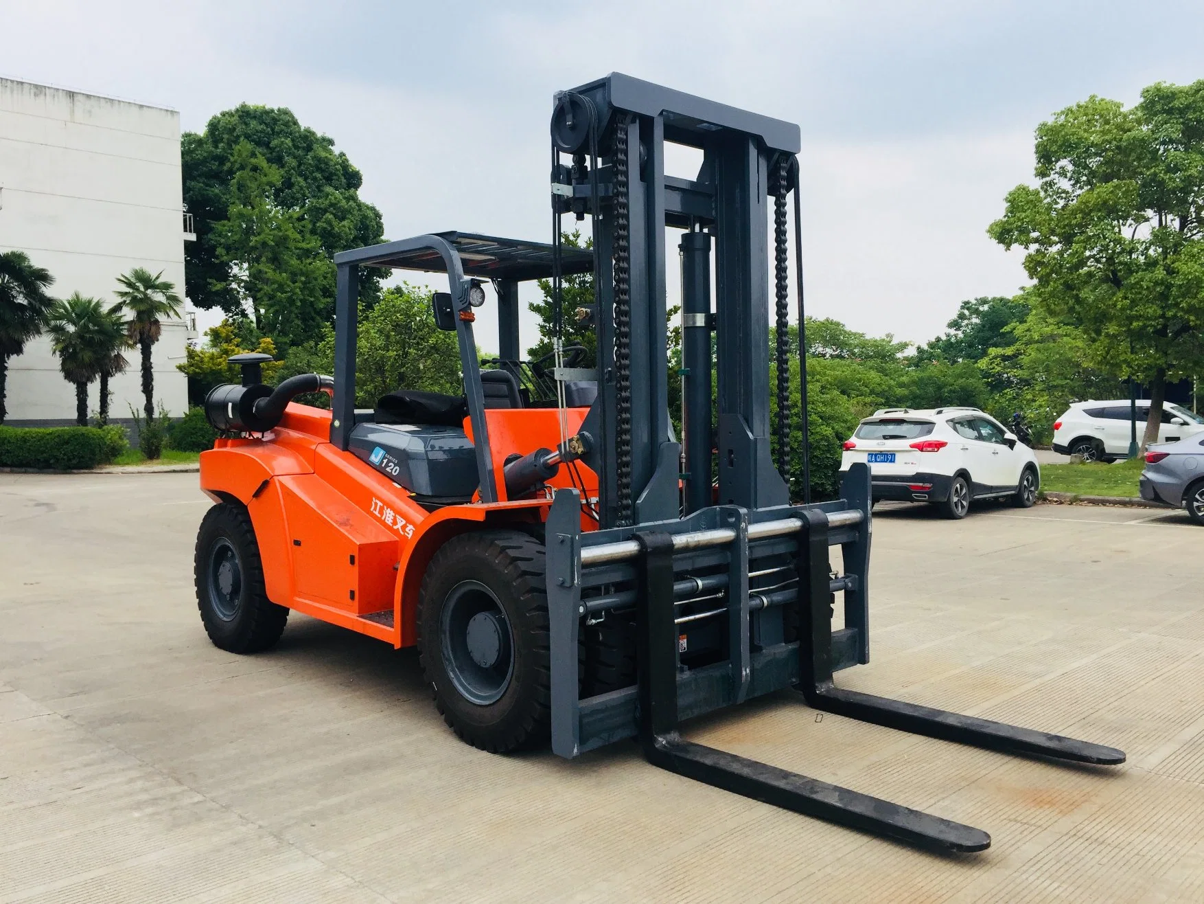 JAC 120 Ton Diesel Forklift/Cpcd120j/Heavy Forklift/Forklift Truck