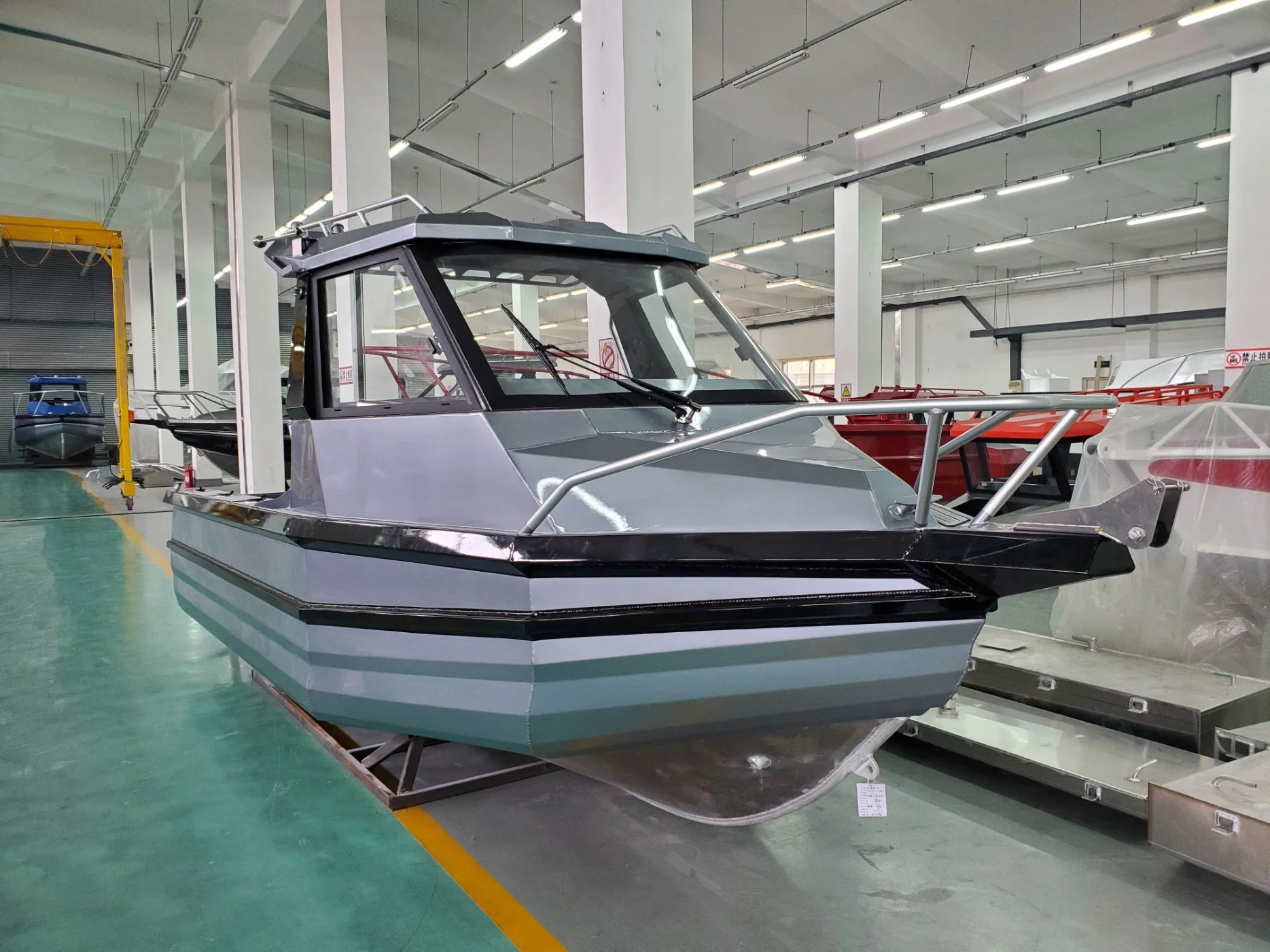 19.5FT Manufacturer Supplier Aluminum Center Cabin Boat for Sale