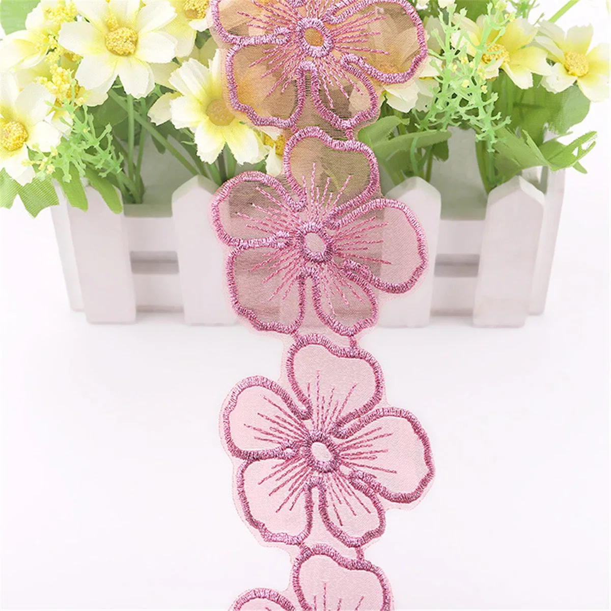 Hot Sale Water-Soluble Mesh Fabric Embroidery Filigenous Lace Hollowed out Lace Five-Petal Flower Three-Dimensional Embroidery Accessories