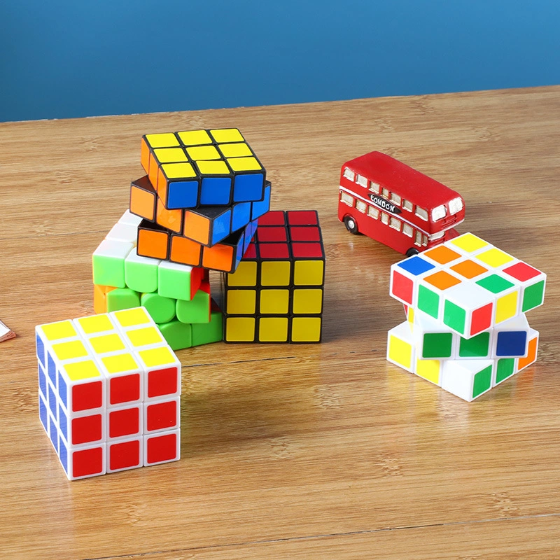 Hersteller Werbegeschenk Pädagogische Klassische Spielzeug Geschwindigkeit Magic Cube für Kinder und Erwachsene