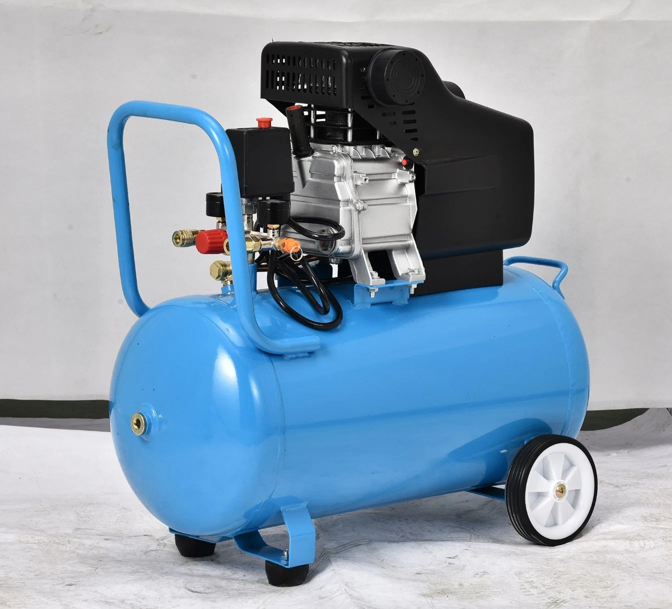 Fábrica Hot-Selling Ouye Guangda aprobado CE impulsado por el pistón 1.5HP directa 2HP 50L COMPRESOR DE AIRE