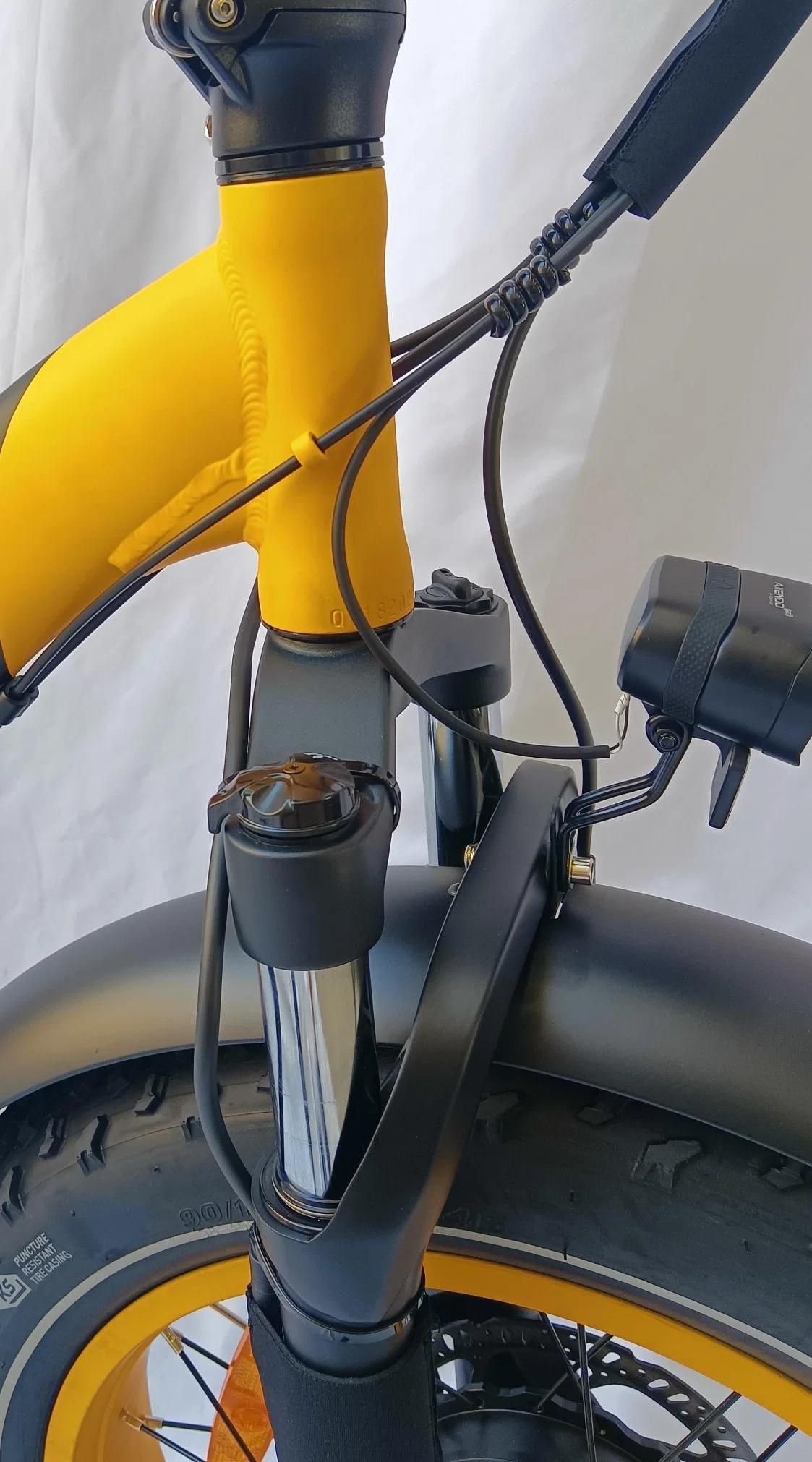 Rápido Motor de doble batería electrónica eléctrica Eléctrica E Bike 20 pulgadas de largo alcance con un estilo retro neumático Fat City Road Mountain Dirt Ebike